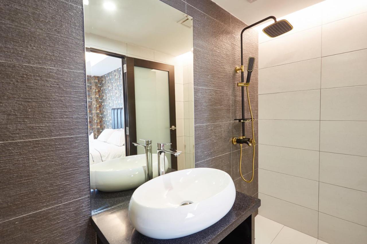 Dream Luxury Hotel Muar Εξωτερικό φωτογραφία