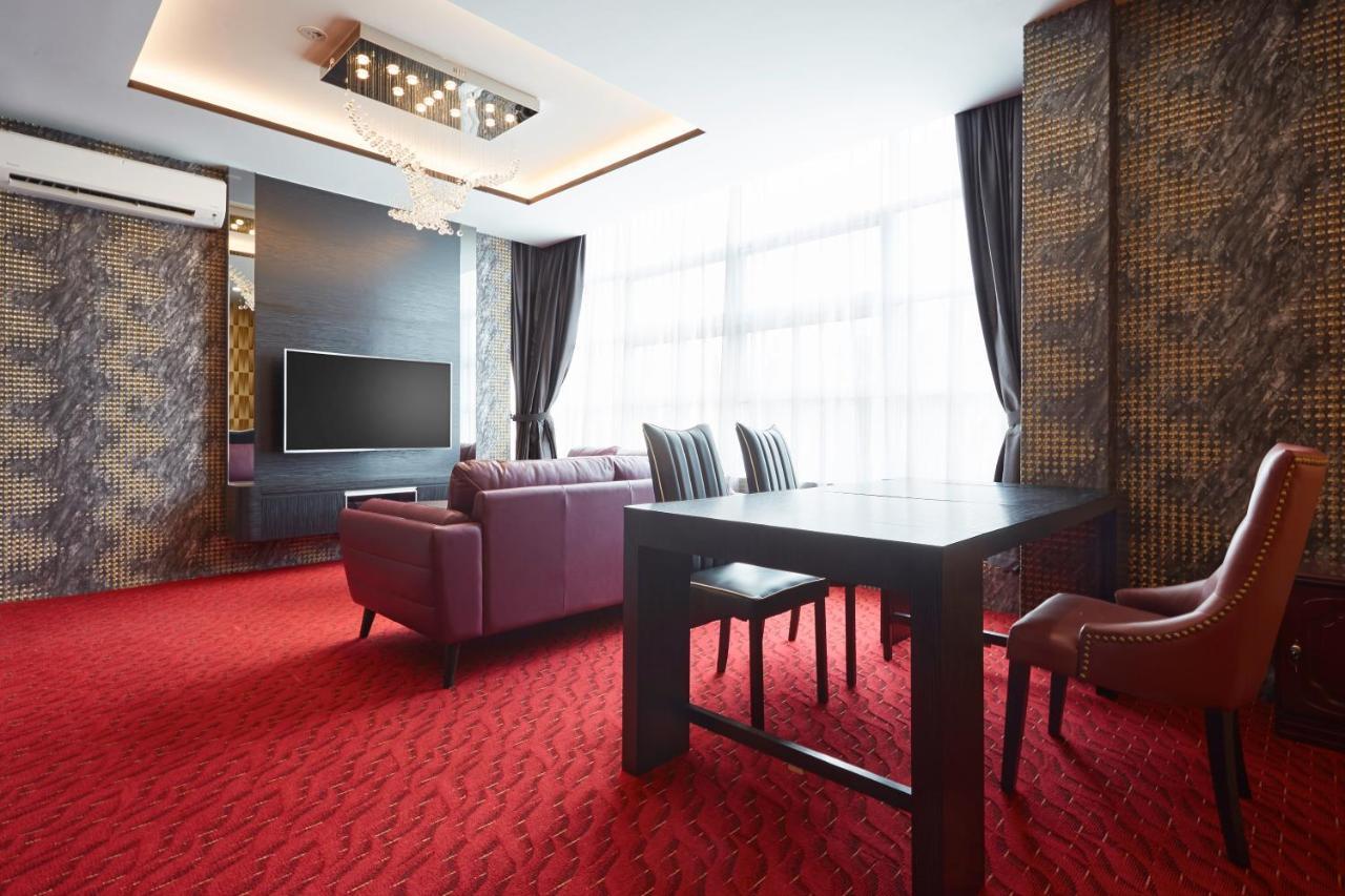 Dream Luxury Hotel Muar Εξωτερικό φωτογραφία