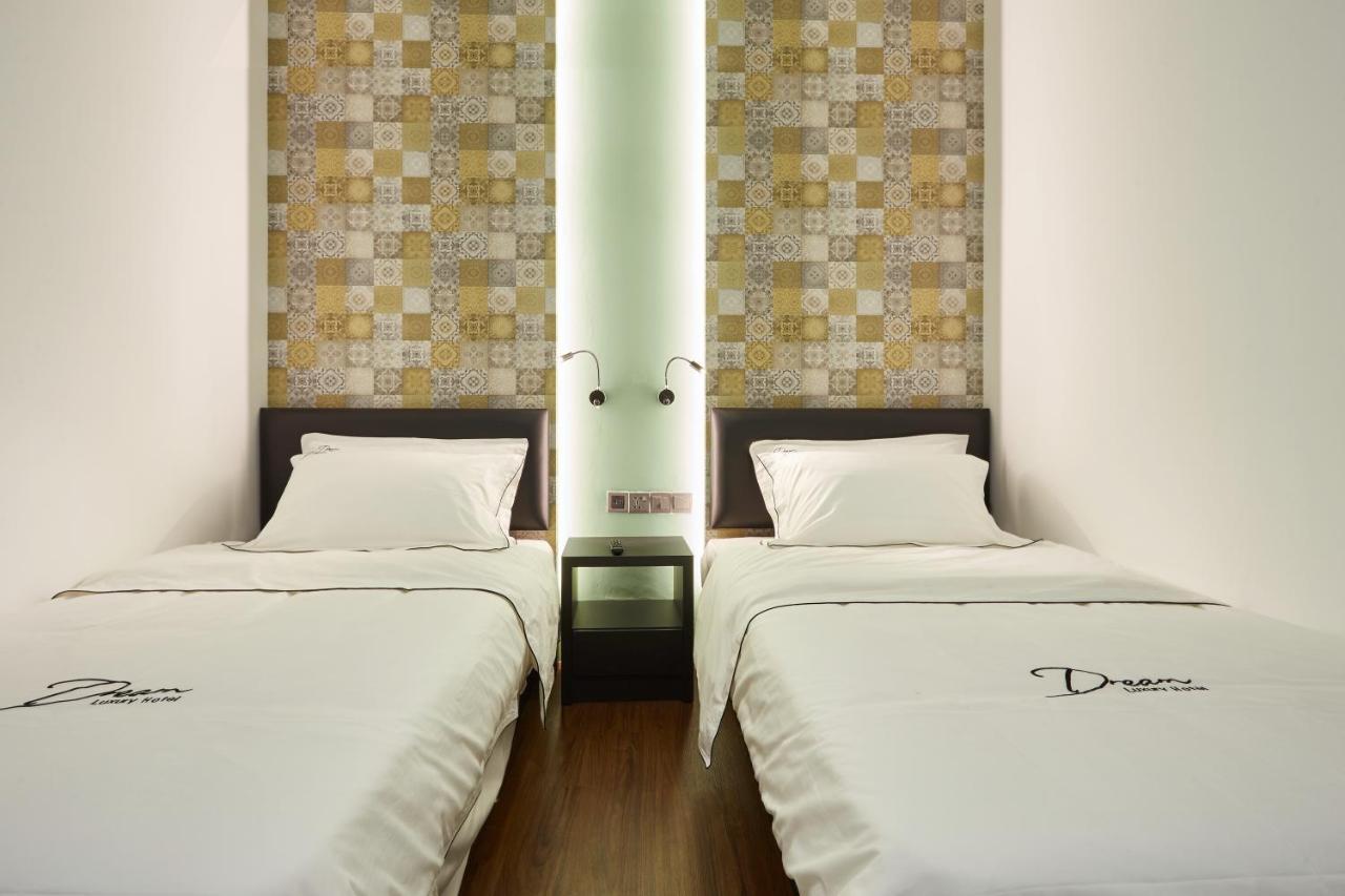 Dream Luxury Hotel Muar Εξωτερικό φωτογραφία